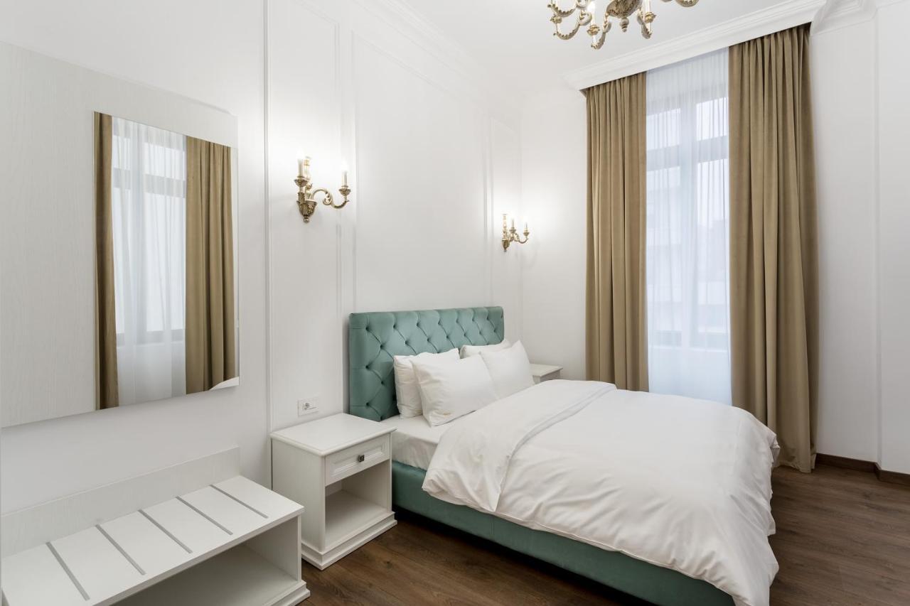 Lahovary Palace Hotel 3*