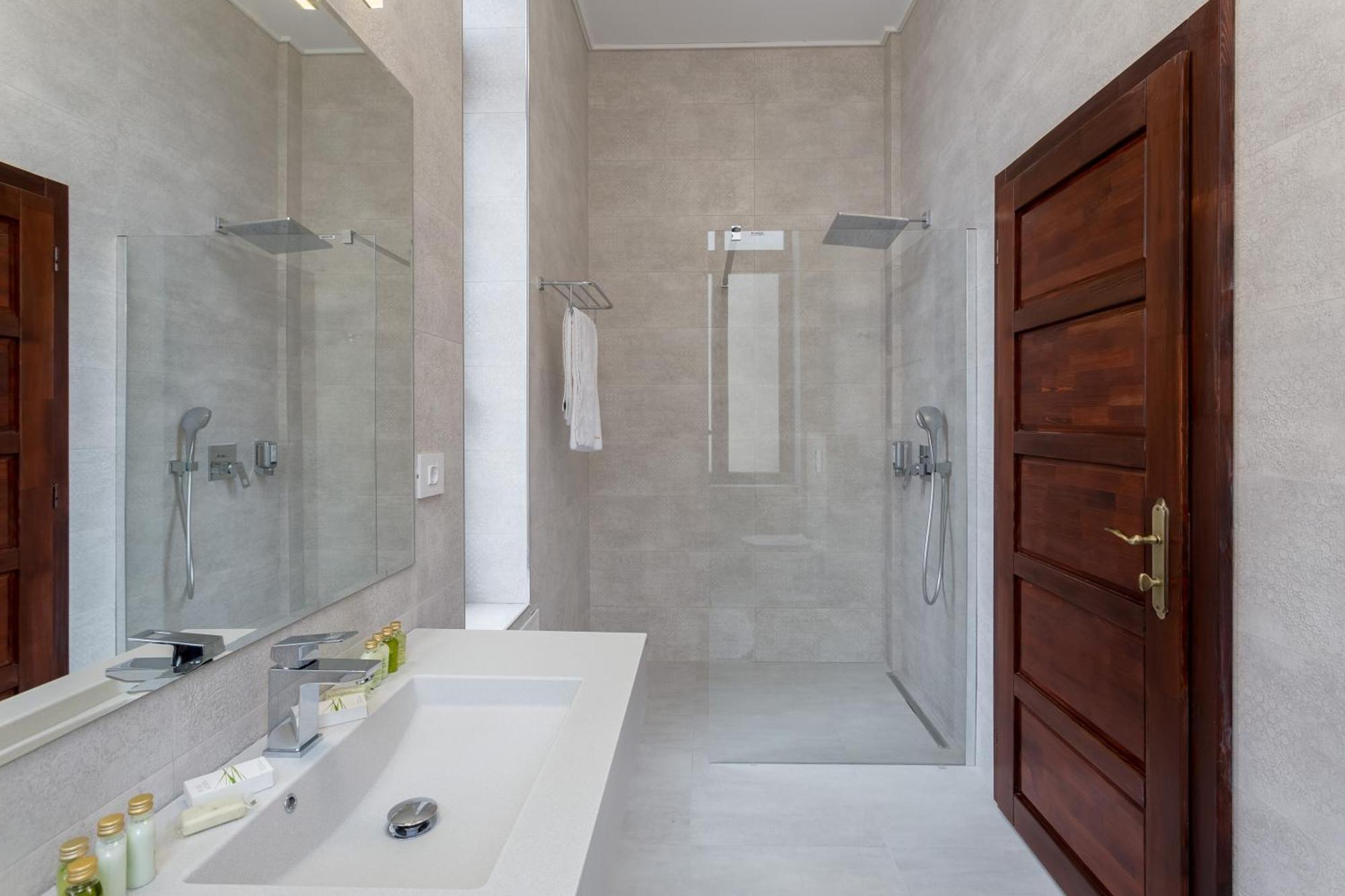 Lahovary Palace 3* Bucarest